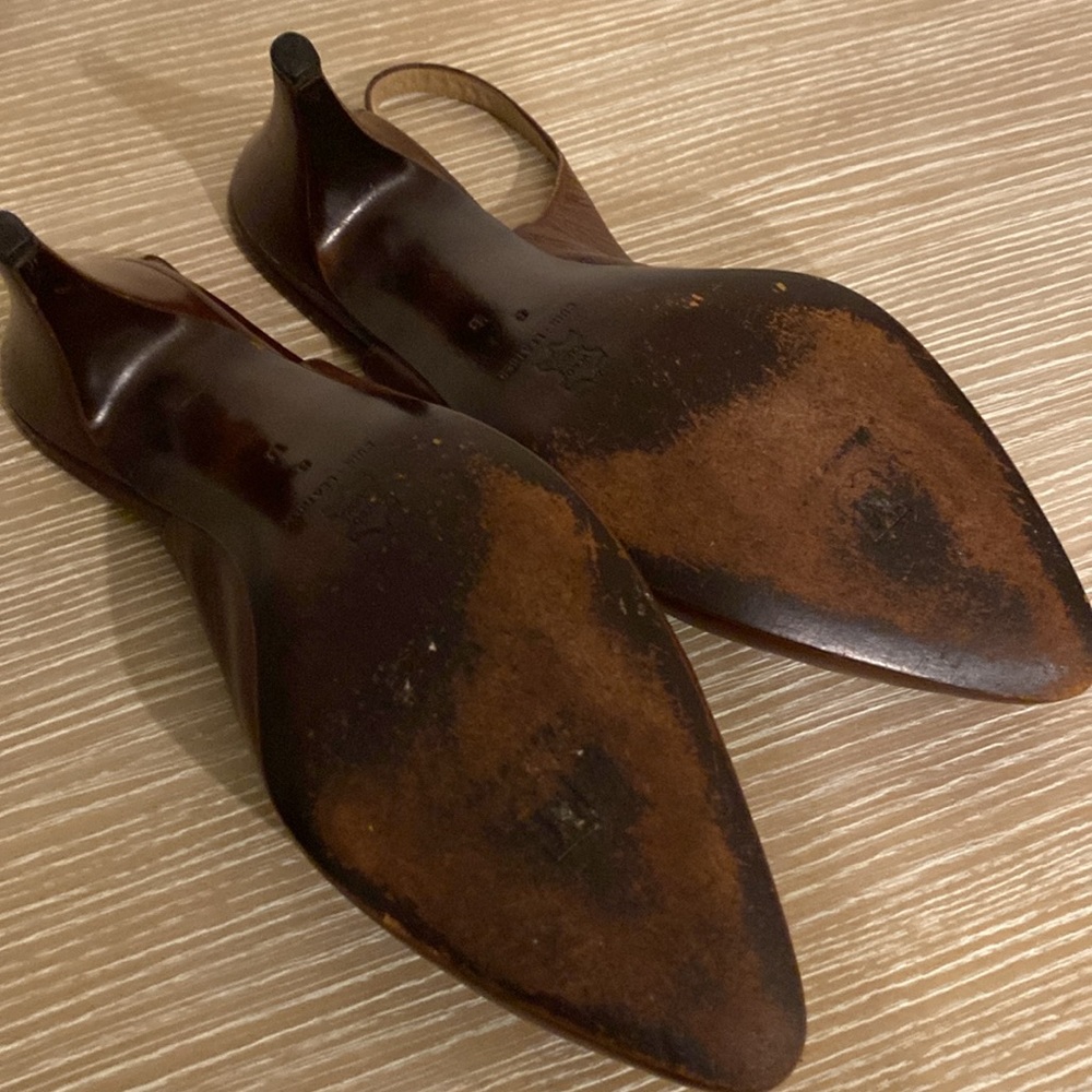 Bruno Magli brown leather heels size 8B . Heels Hight 3” - B3 - Picture 8 of 8